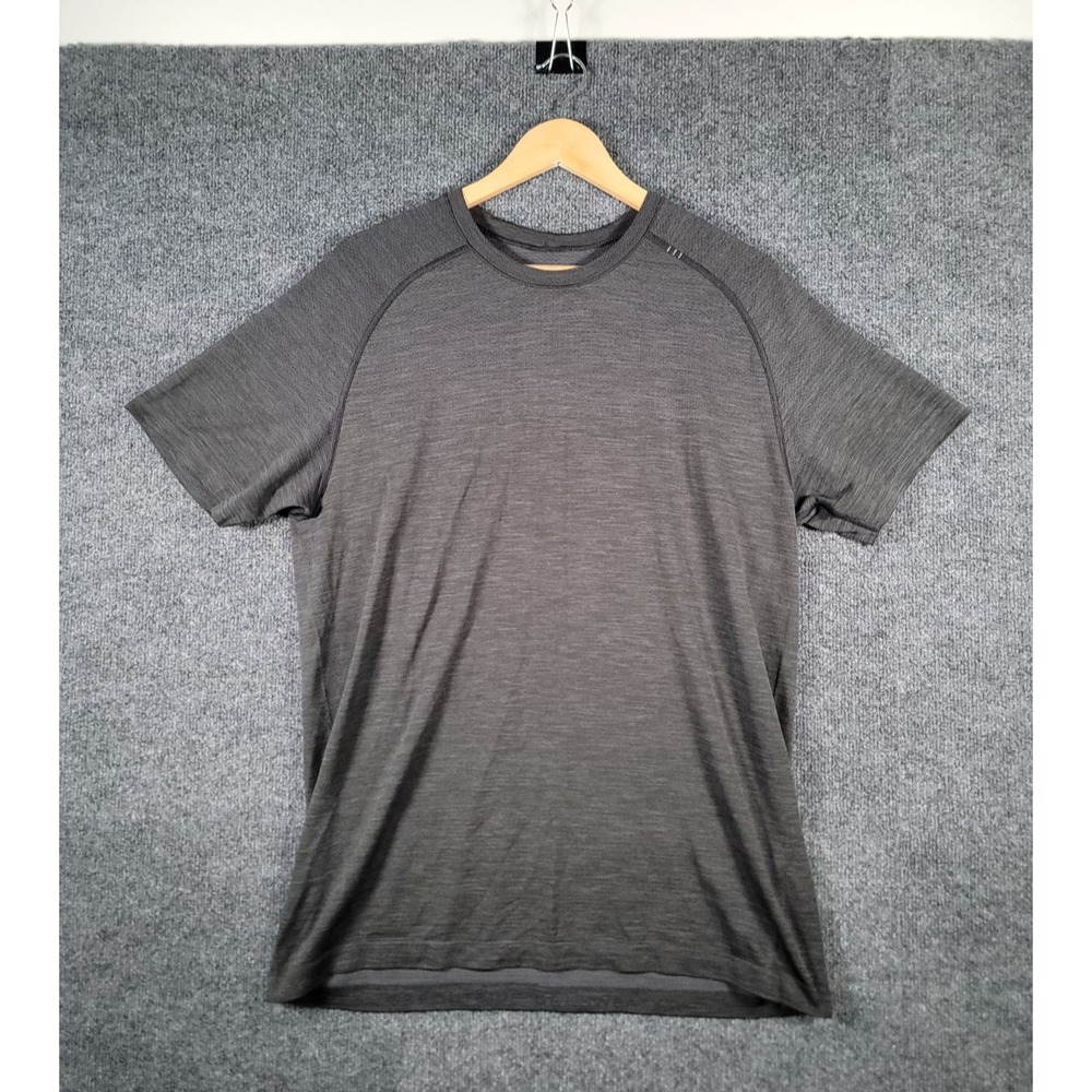 Lululemon Metal Vent Tech Short Sleeve Shirt Mens Large Heathered Grey Stretch